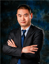 賀天強律師照片